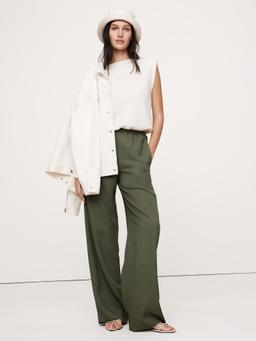 Pull-On Wide-Leg Lightweight Wool Flannel Pant