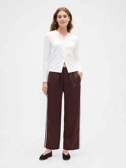 Relaxed Satin Straight-Leg Crop Pants
