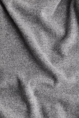 Fine-Knit Cashmere Top