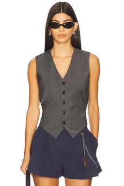 Tailored Vest With Chain