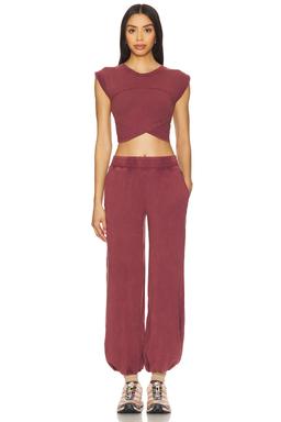 x FP Movement Hot Shot Crossover Set