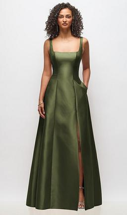 Sleeveless Square-Neck Princess Line Gown with Pockets