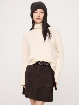 Relaxed Cashmere Turtleneck Sweater