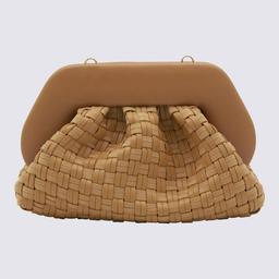 THEMOIRè Biscuit Tia Waved Clutches