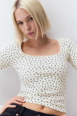 Picot-Trimmed Cotton Top