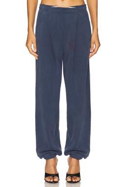 Pleated Graphic Sweatpant