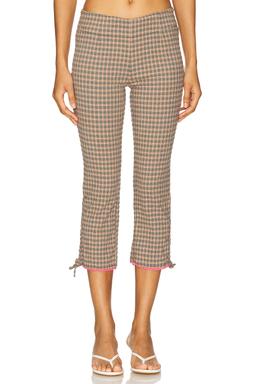 Feeling Flirty Slim Capri