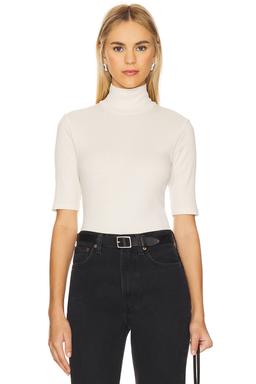 Elbow Sleeve Turtleneck