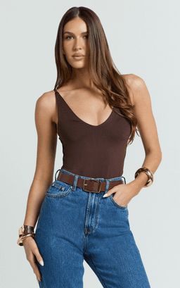 Cady Top - Scoop Neck Top in Chocolate