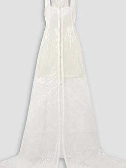 Dentelle layered sequined tulle gown